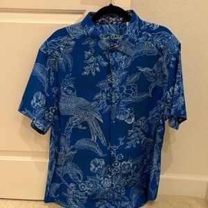 Robert Graham Blue and White Parrot Print Shirt
